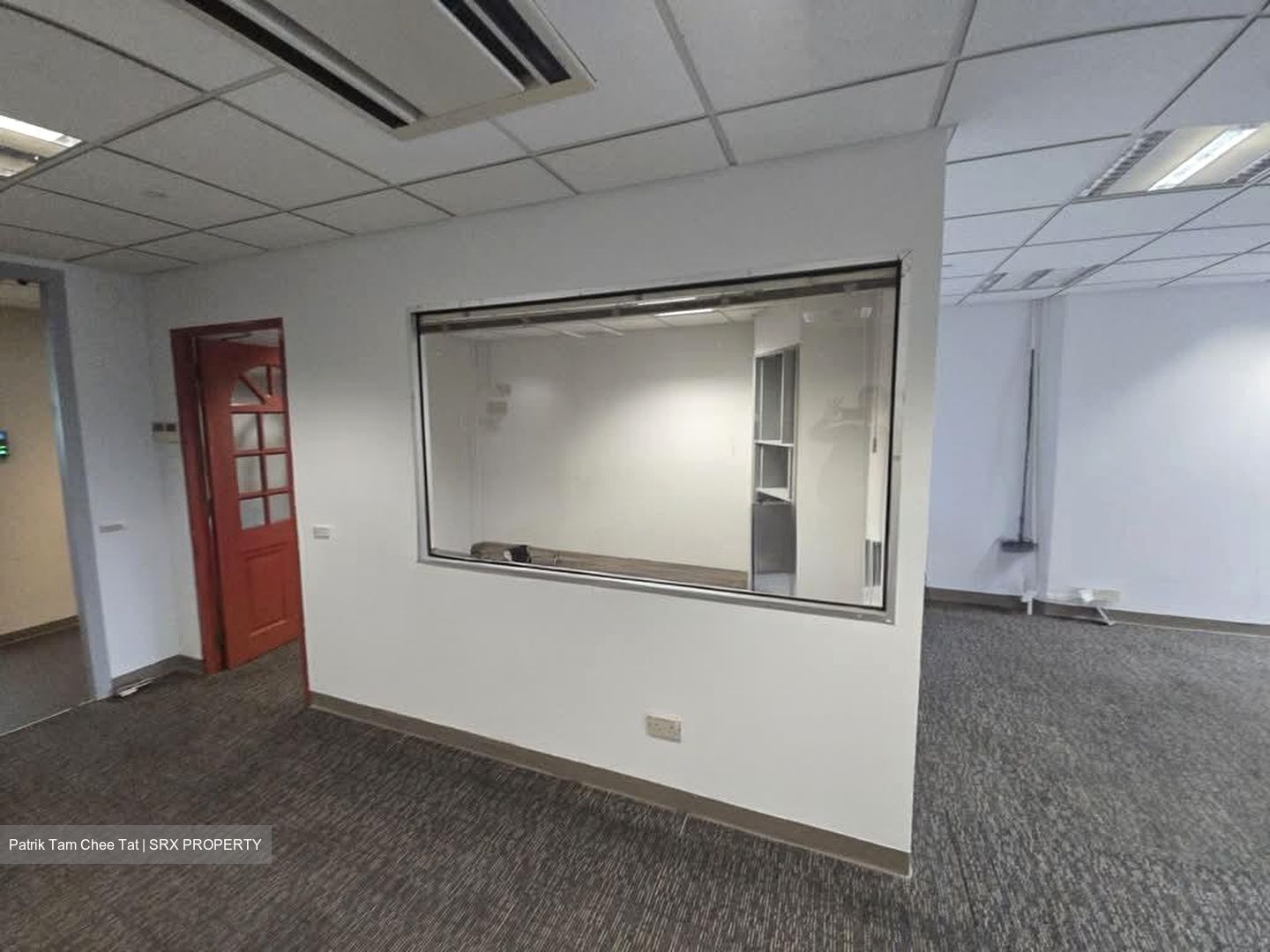 Tan Chong Tower (D7), Office #572985651